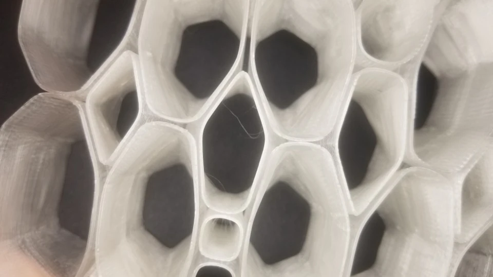 Scutoid: Cell-Inspired Surface Design — project image 2