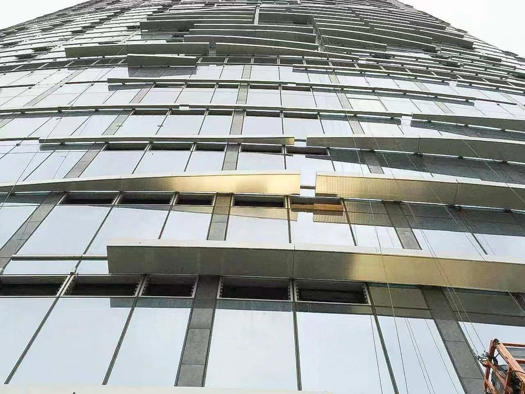 Close view of the built glazing and spandrel bands
